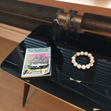 Crank dining table
