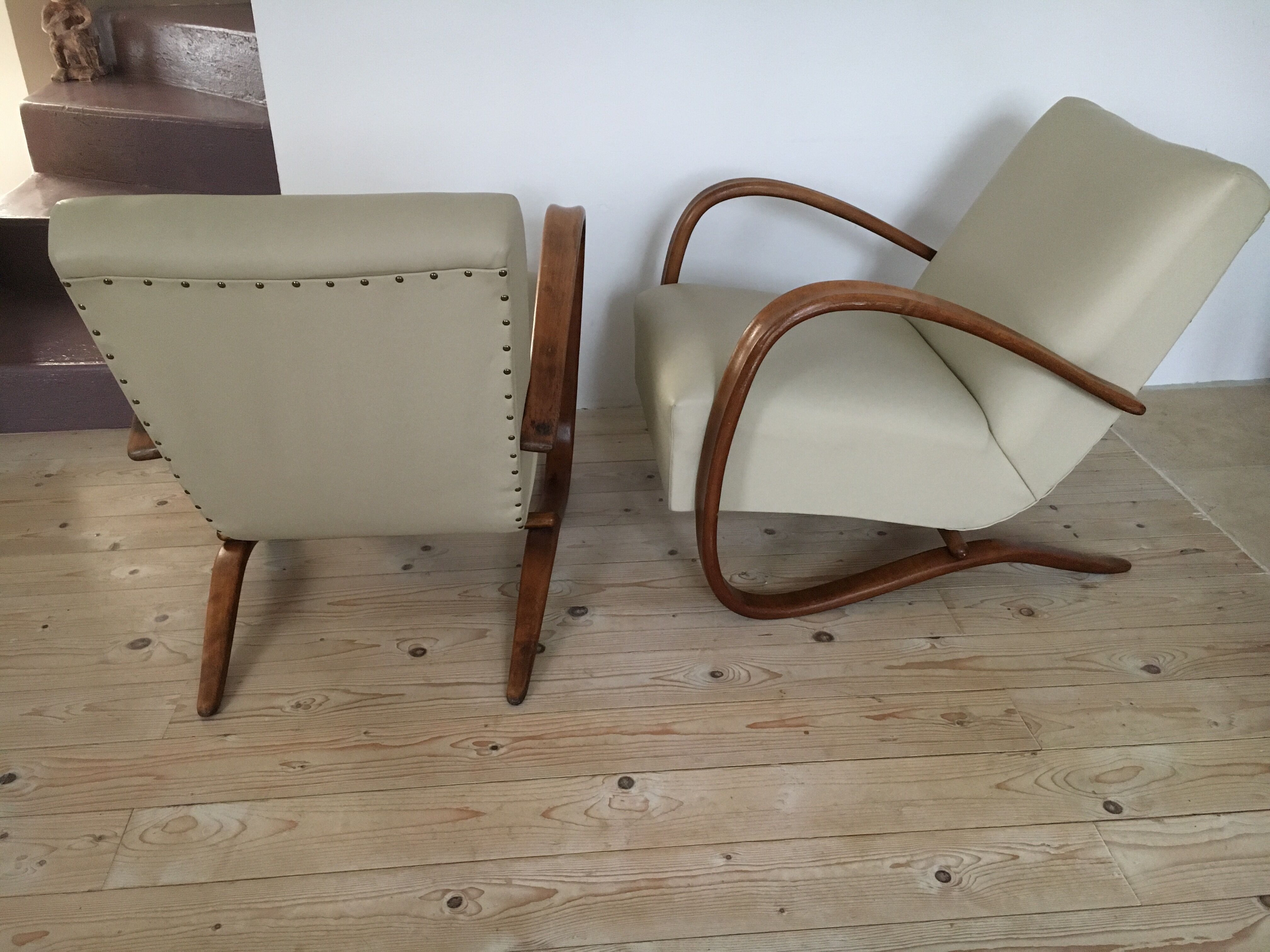 Pair of armchairs of Jindrich Halabala 1940-1950