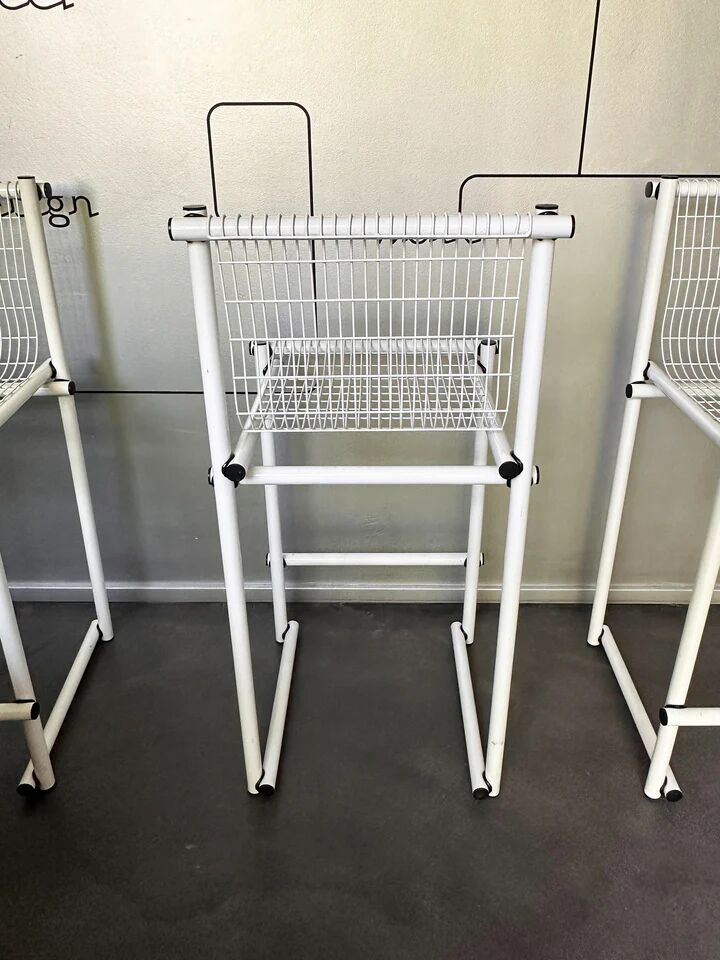 Set de 3 tabourets de comptoir modernistes italiens, acier laqué blanc 1970