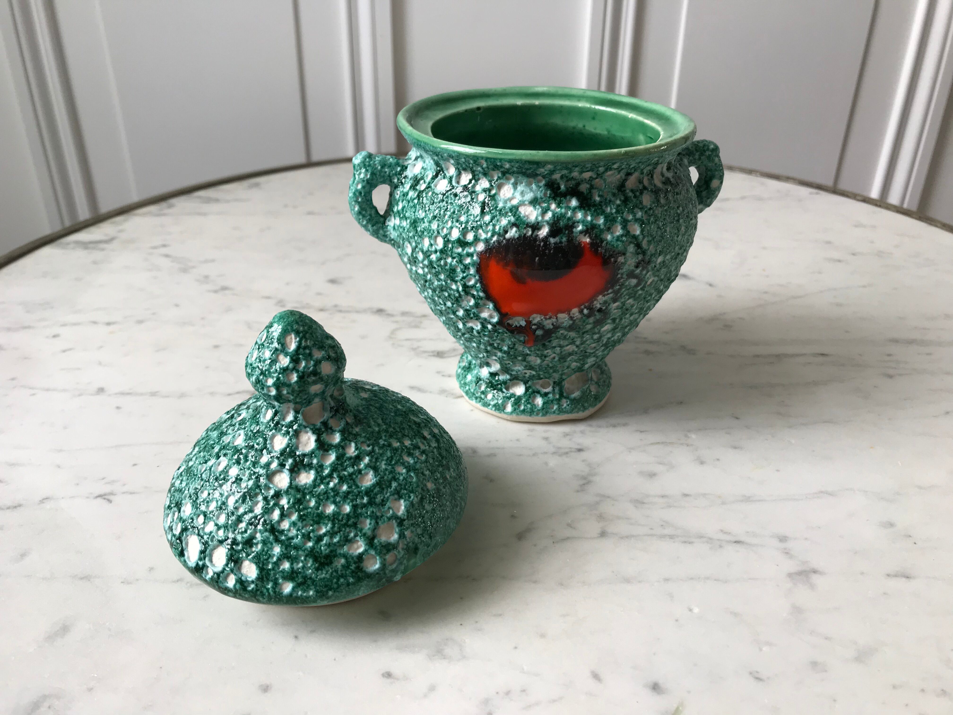 Green pot Vallauris not signed 70s