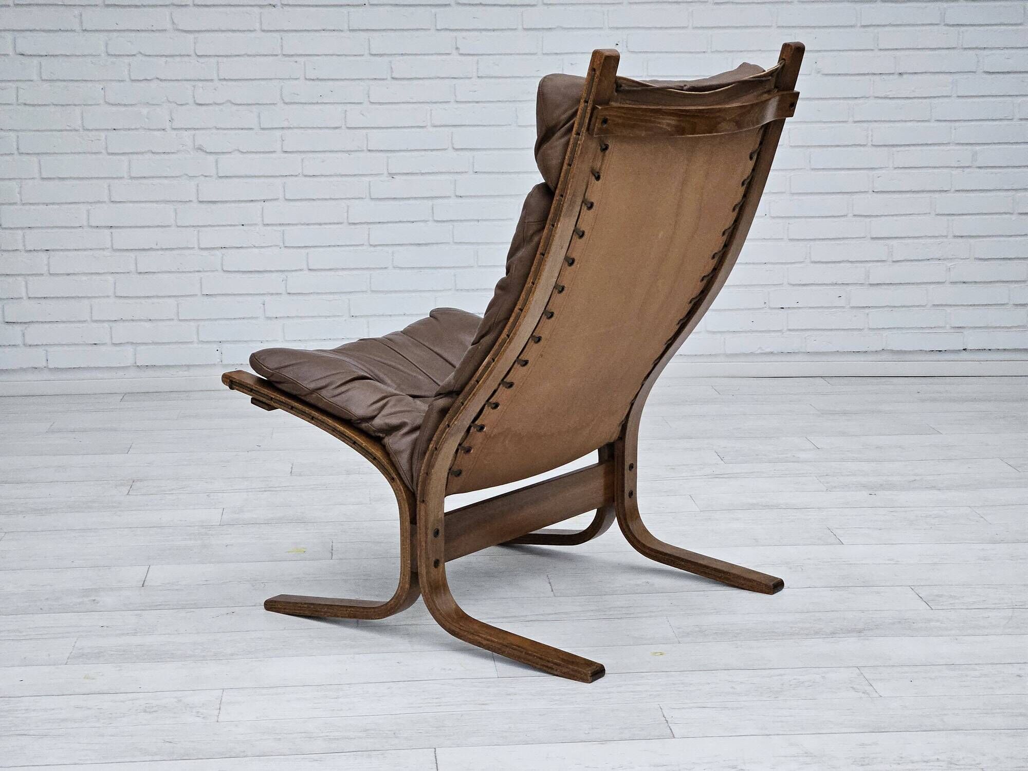 1970’s, Norwegian design, "Siesta" lounge chair by Ingmar Relling, leather, bentwood.