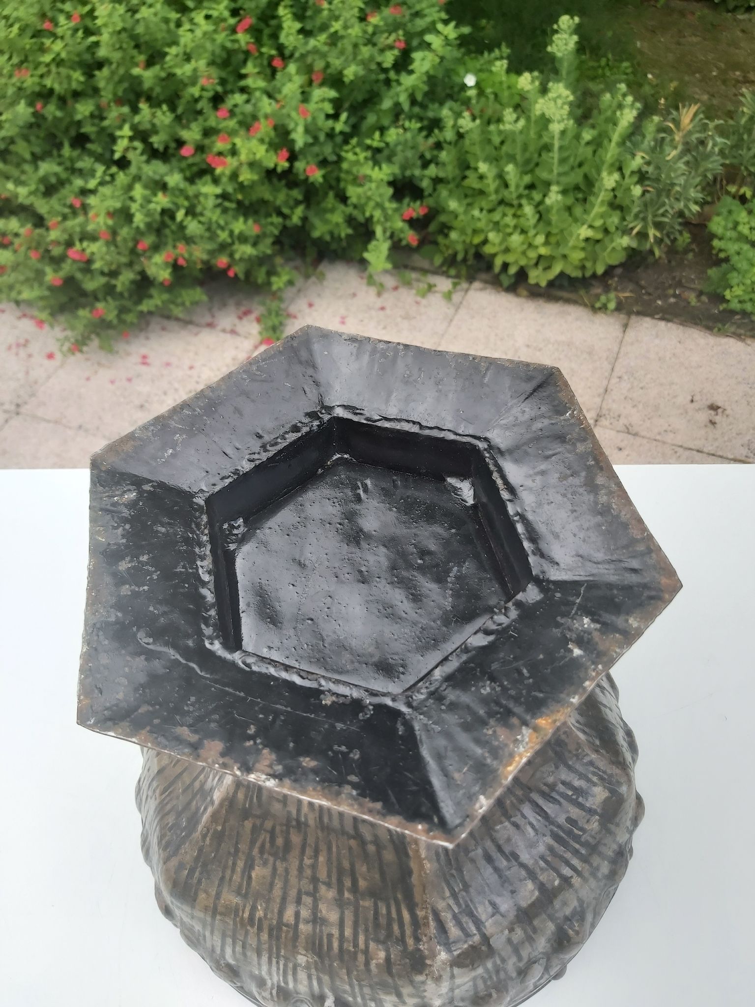 Art Deco garden cup