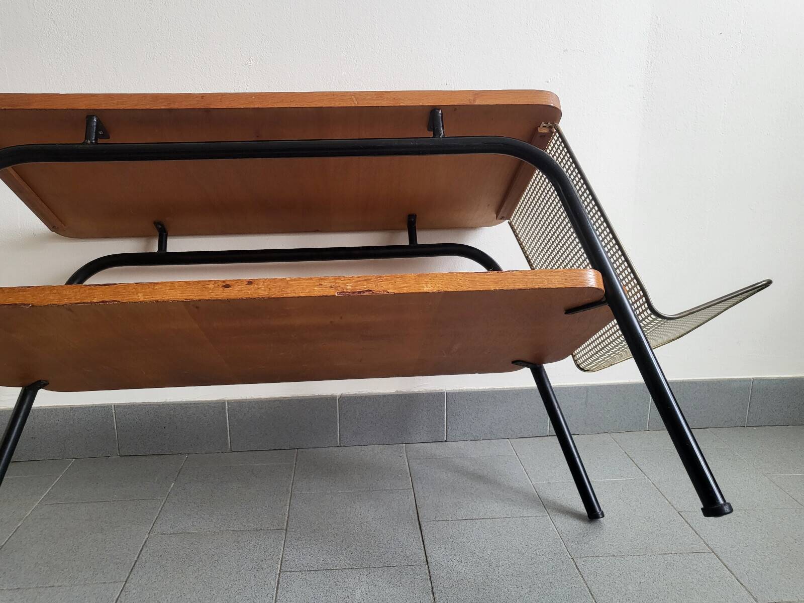 Vintage 1950 coffee table magazine rack in steel & beech 50s rockabilly zazou