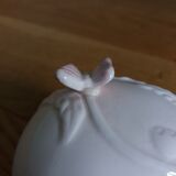 Spherical box in pink ceramic Willemse