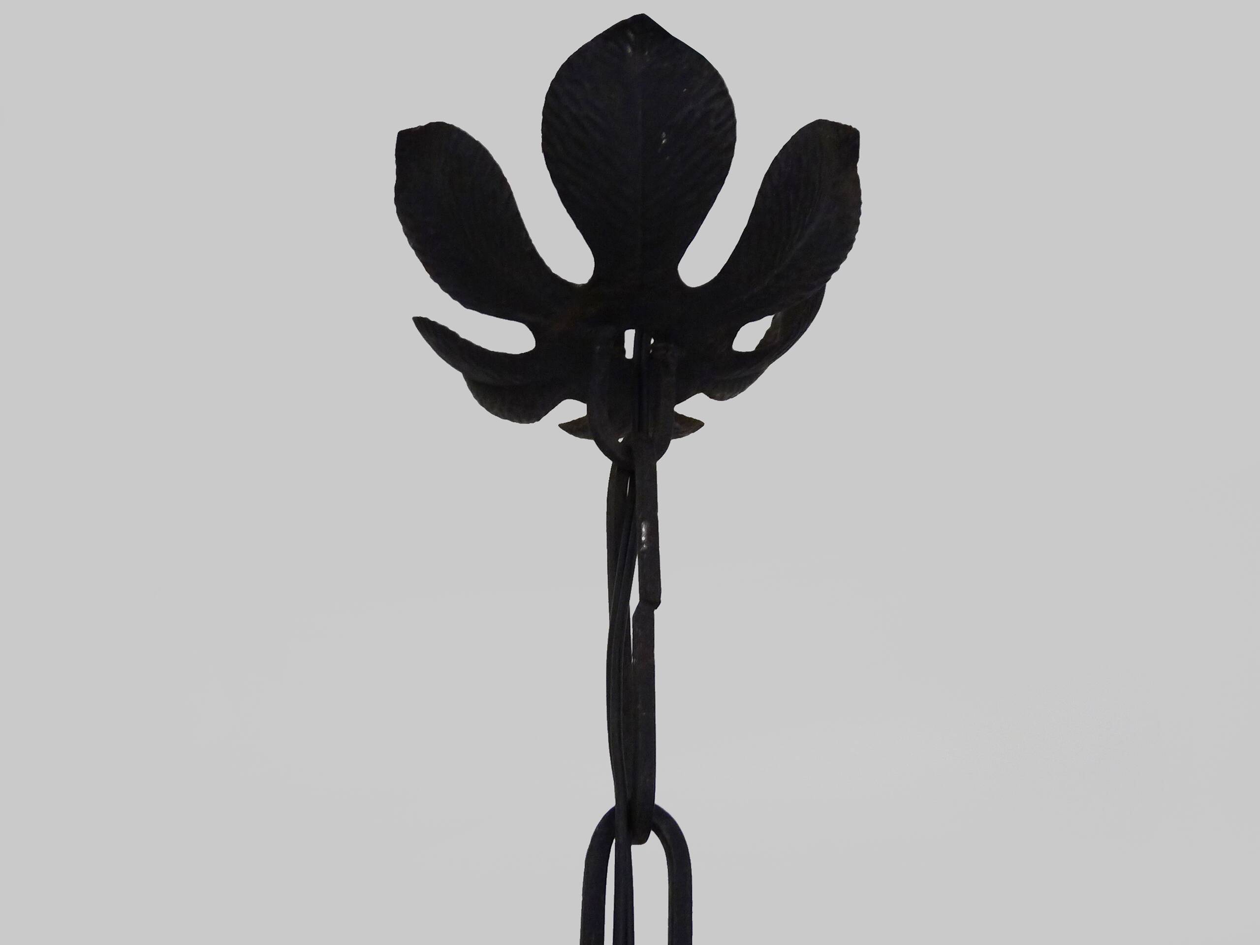 Chandelier, Art Deco suspension in wrought iron and star globe in glass paste.