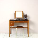 Scandinavian dressing table with drawers