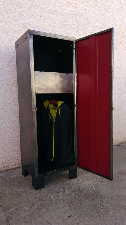ARMOIRE / VESTIAIRE METAL Type "Militaire" Selency