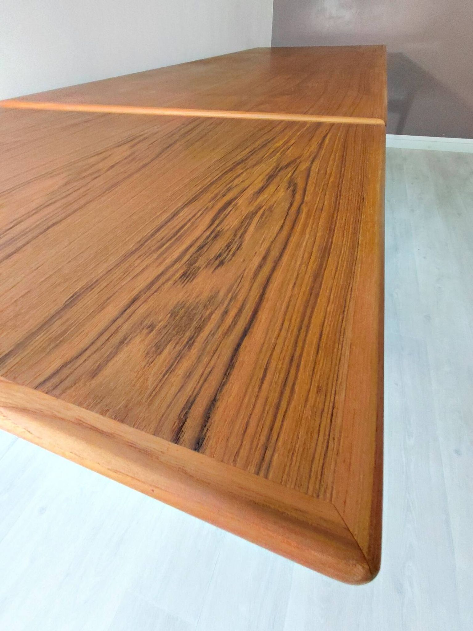 Table à manger danoise en teck modèle 83 – Gern Møbelfabrik, années 1960