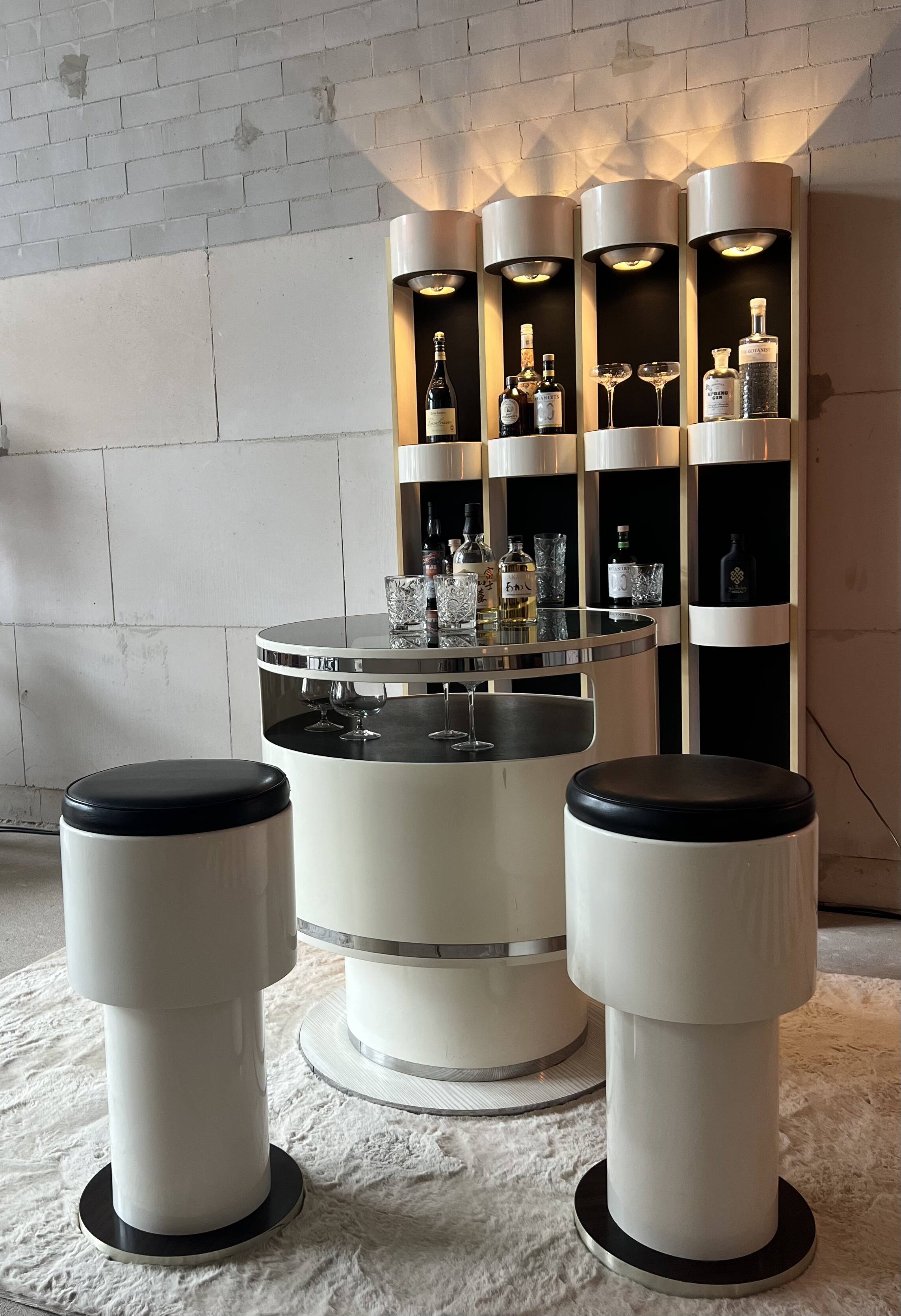 Joe Colombo dry bar, iconic Italian design
