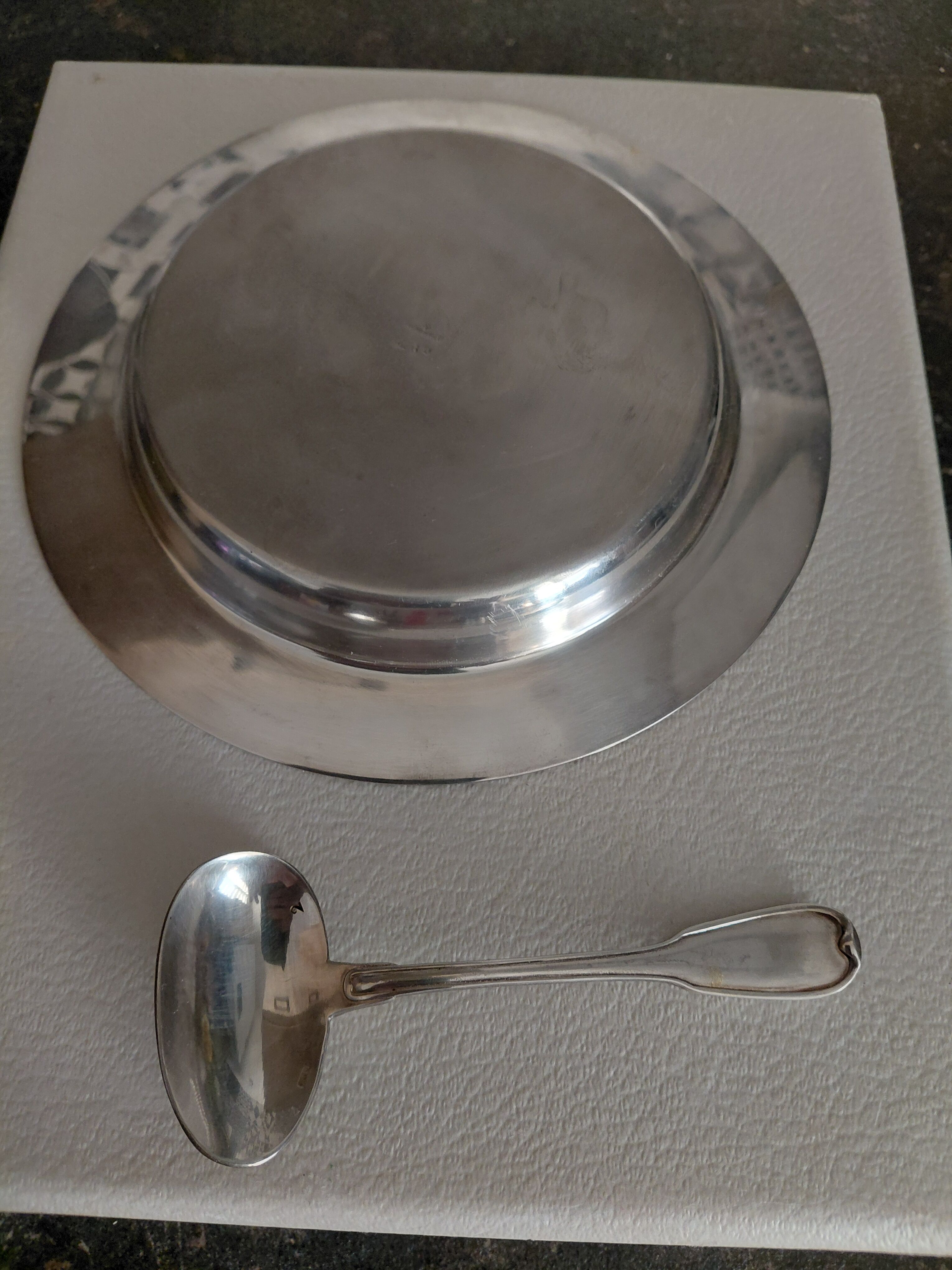 Coffret assiette a bouillie et sa cuillère