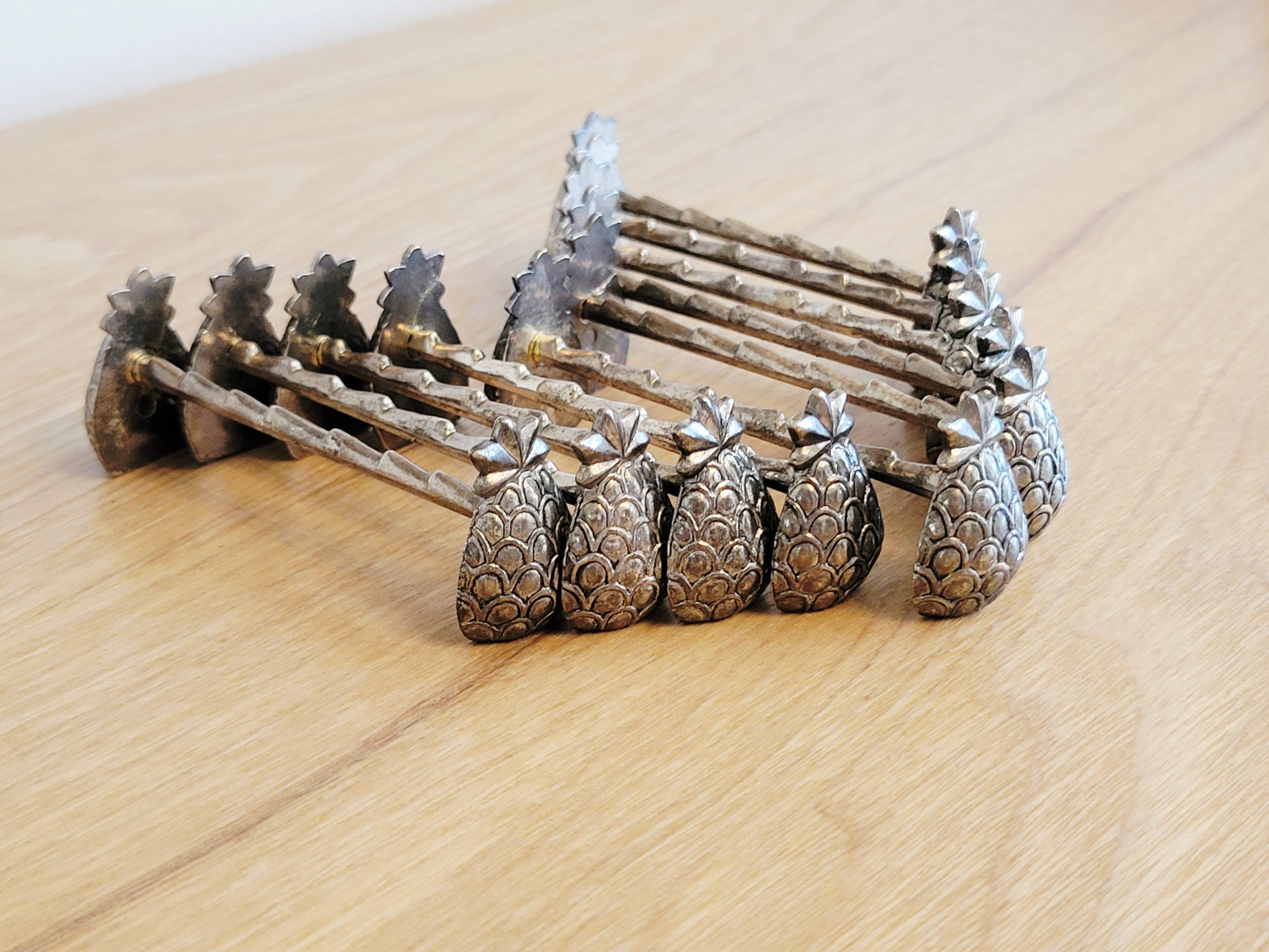 10 Silver-Plated Metal Art Deco Knife Rests in the Shape of an 'A'