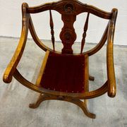 Dagobert armchair with red upholstery