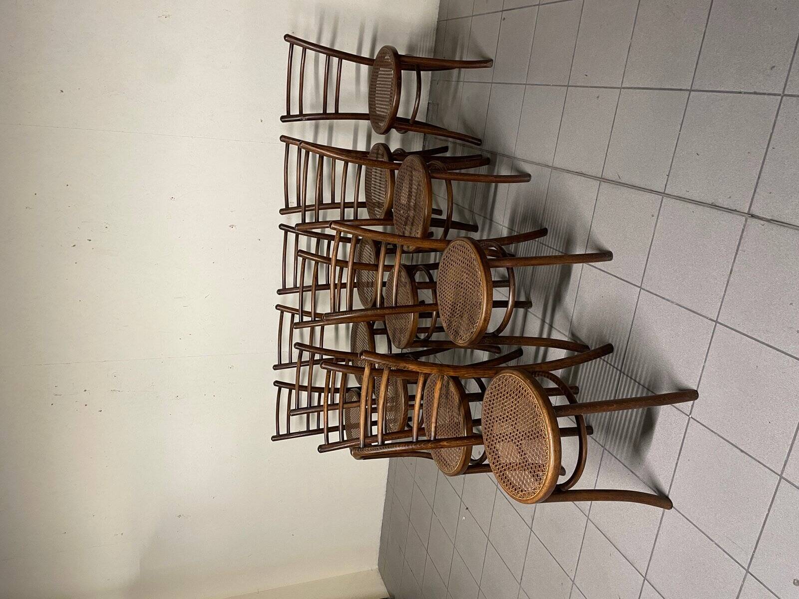 Chaises, Italie, fin XIXe siècle, lot de 11
