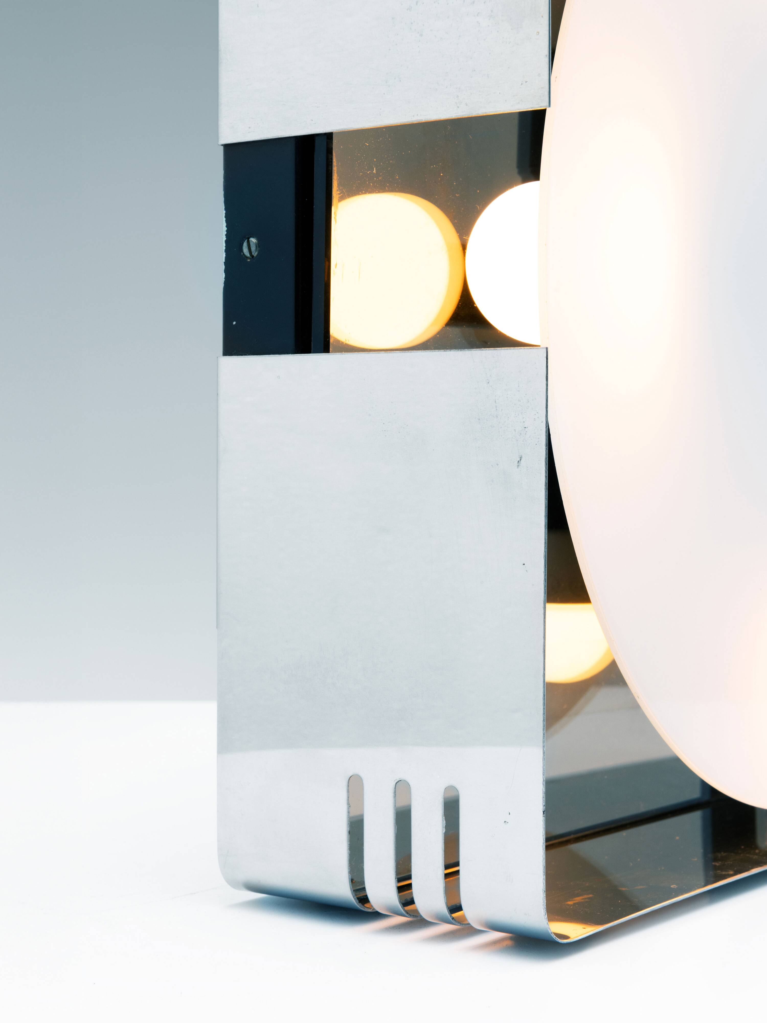Chrome wall / ceiling lamp - italy - space age