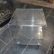 Table d'appoint en plexiglas