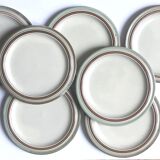 7 stoneware dessert plates