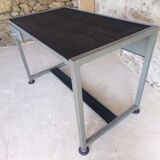 Iron workbene