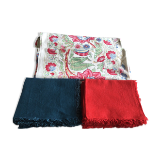 Indian tablecloth in 100% rectangular cotton sold with 16 plain towels