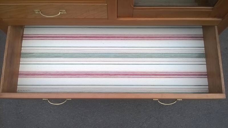 Parisian glass-fronted hotel chest of drawers, 1930s