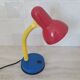 Lampe de bureau couleur Memphis rouge bleu jaune
