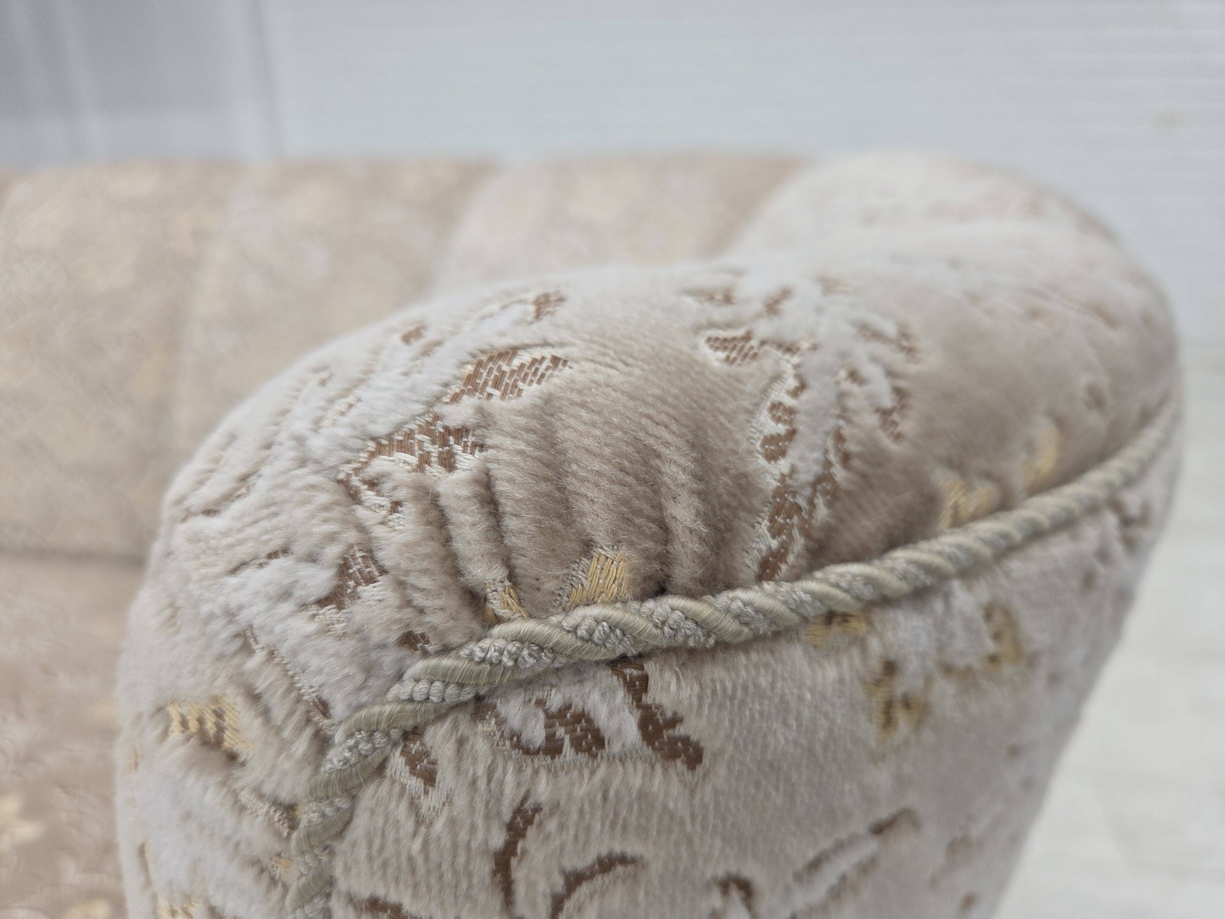 Canapé "Banane" danois 2 places des années 1970, velours d'origine.