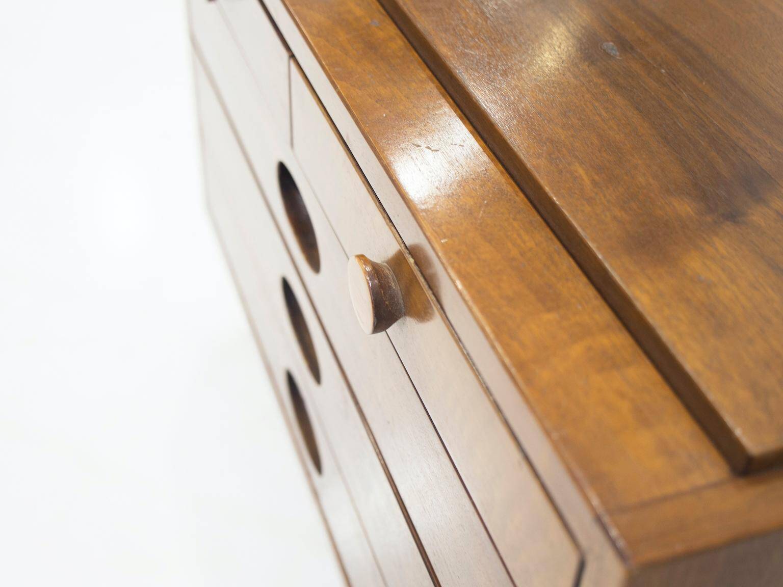 Walnut chest of drawers by Gianfranco Frattini for Bernini.