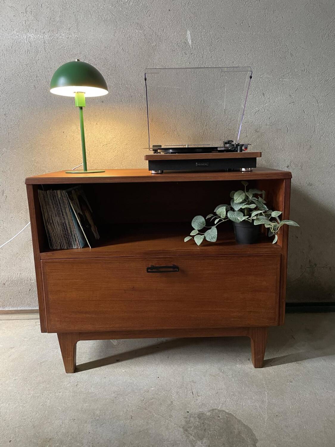 Vintage Teak TV or vinyl turntable unit