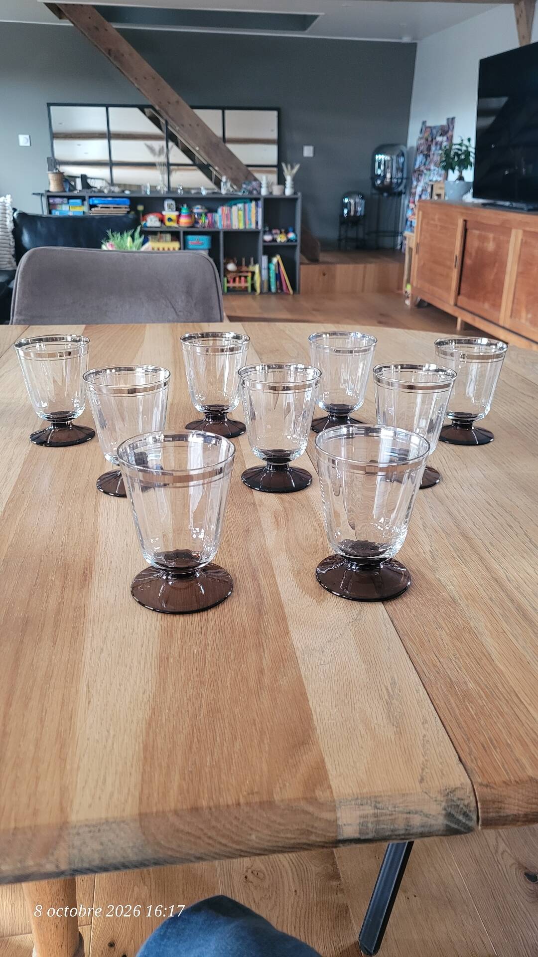 9 verres à eau vintage