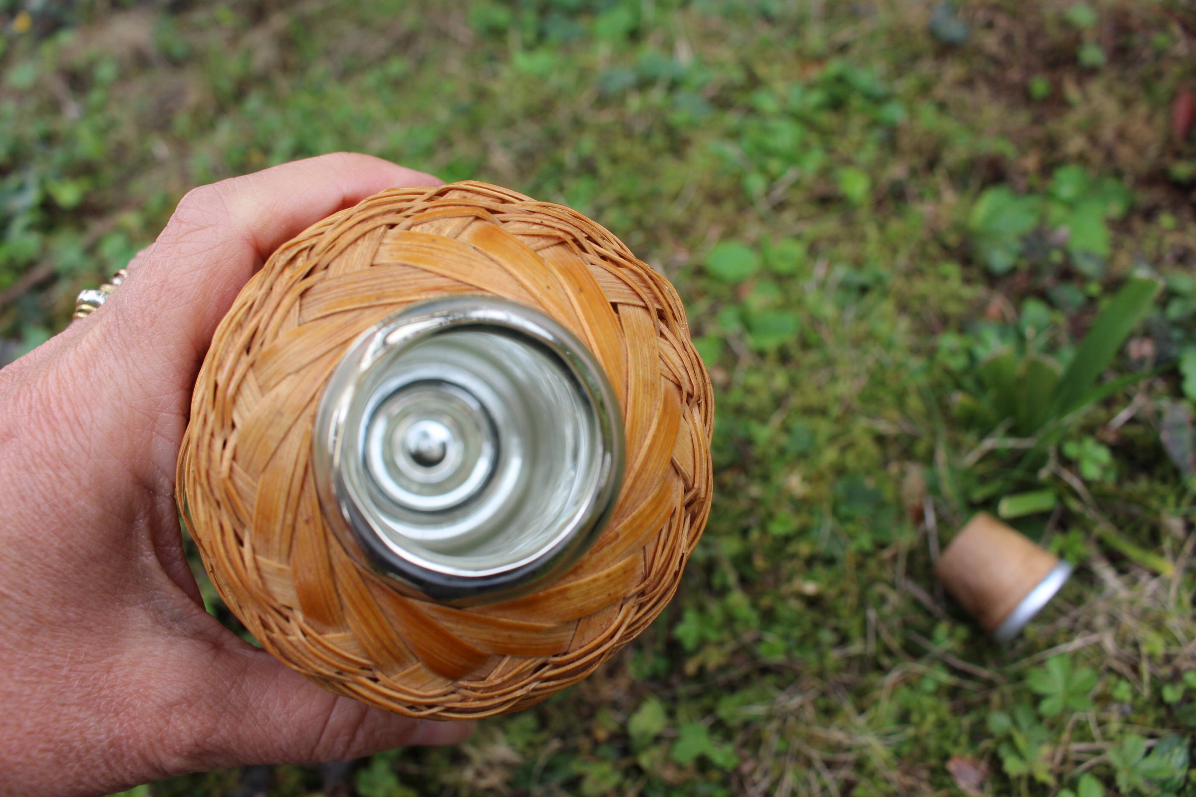 Bamboo insulated bottle