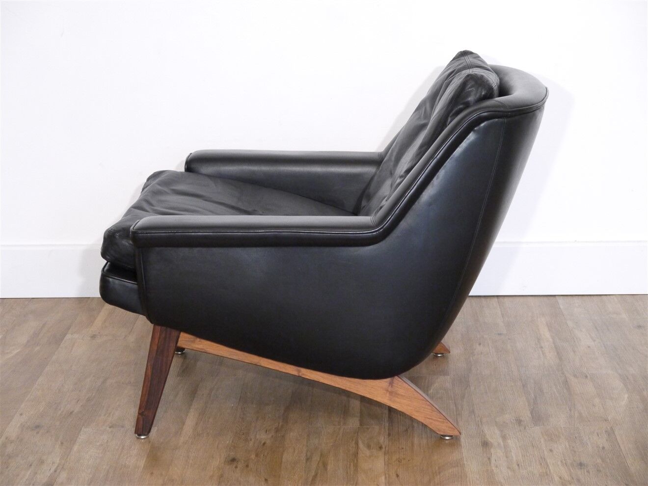 Danish leather and rosewood armchair 1960