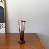 Vase en verre violet design années 70