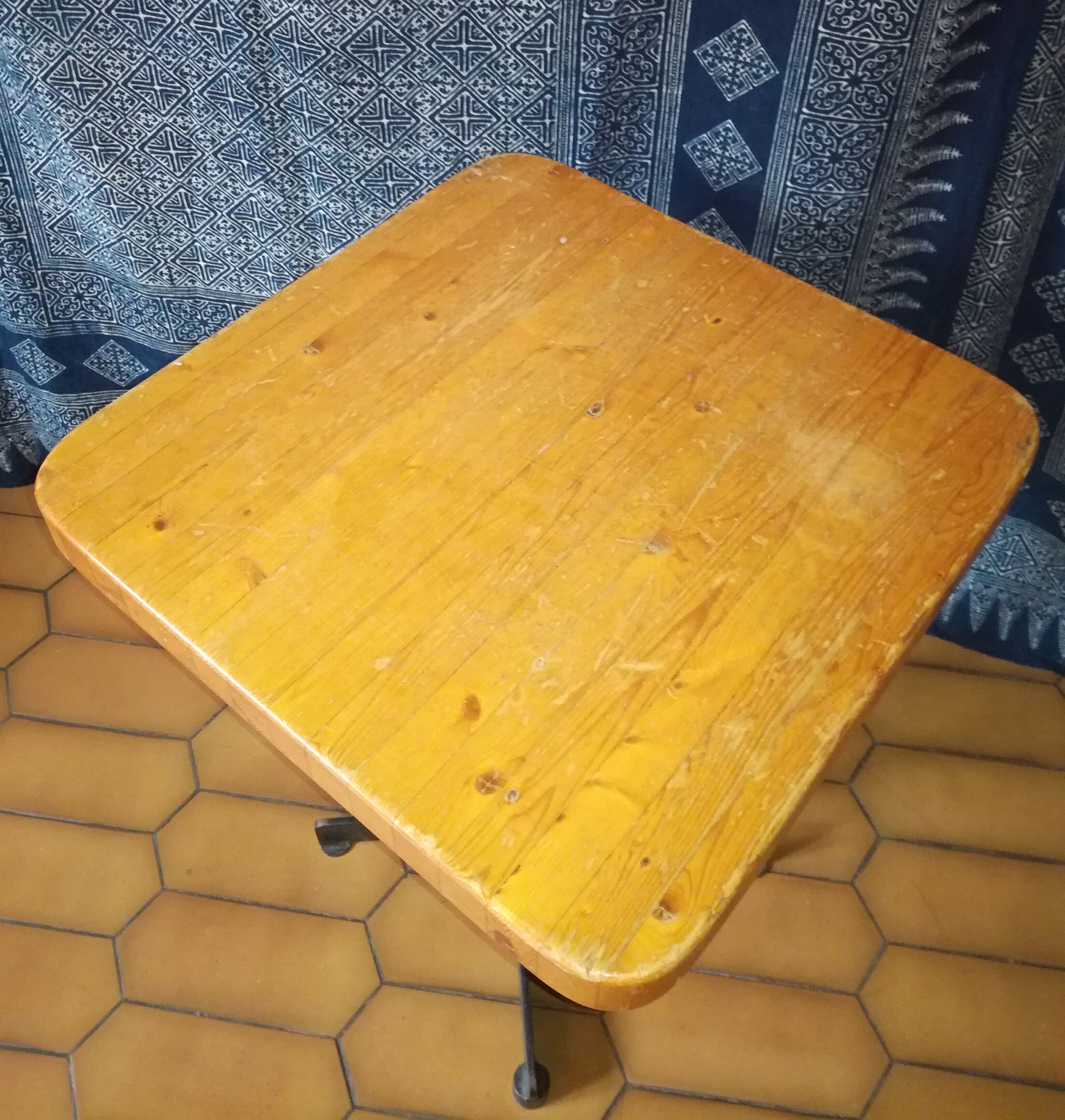 Charlotte Perriand side table 1974