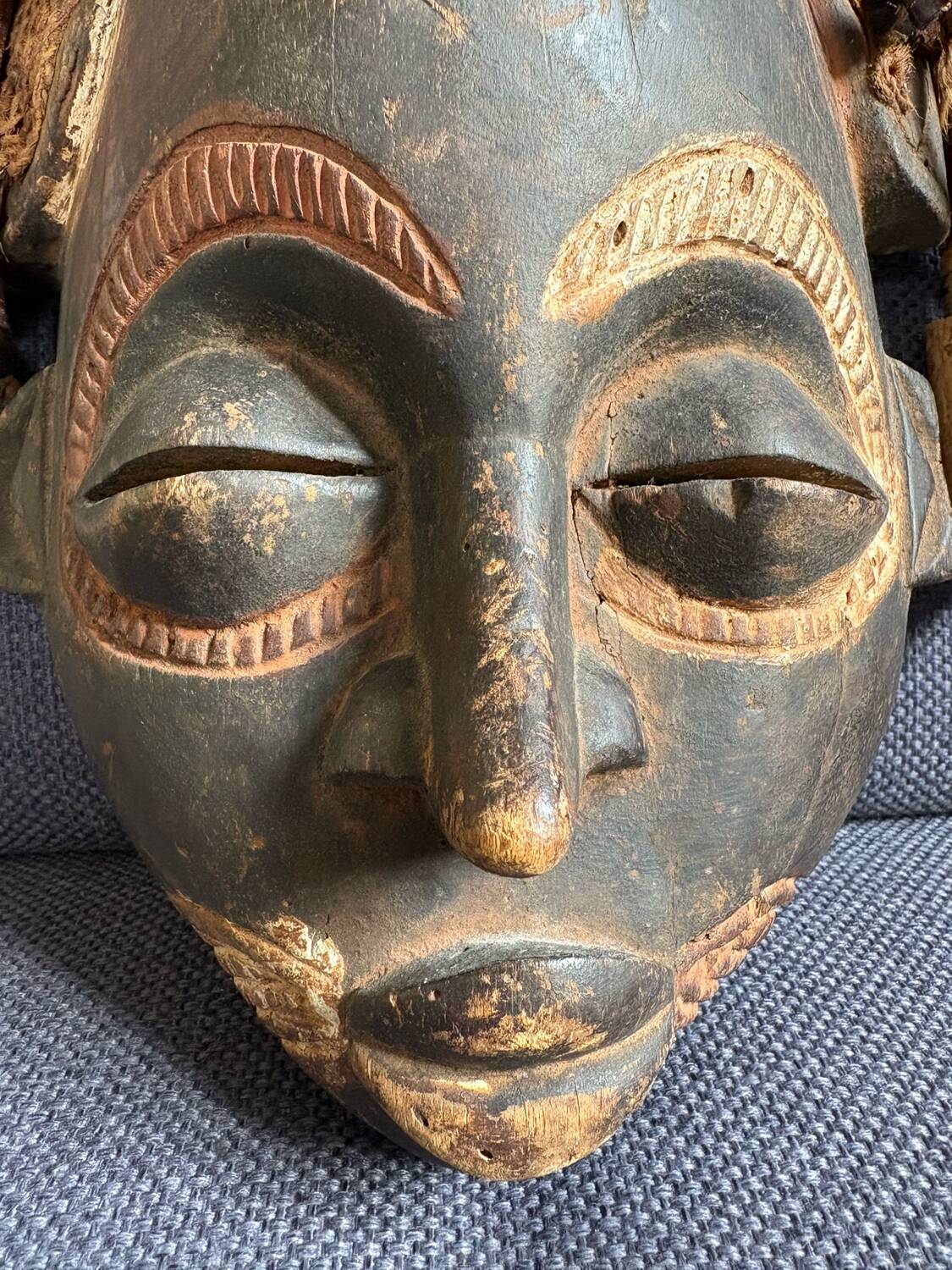 Chokwe African Mask "Mwana Pwo" - Vintage 1970 - 35cm