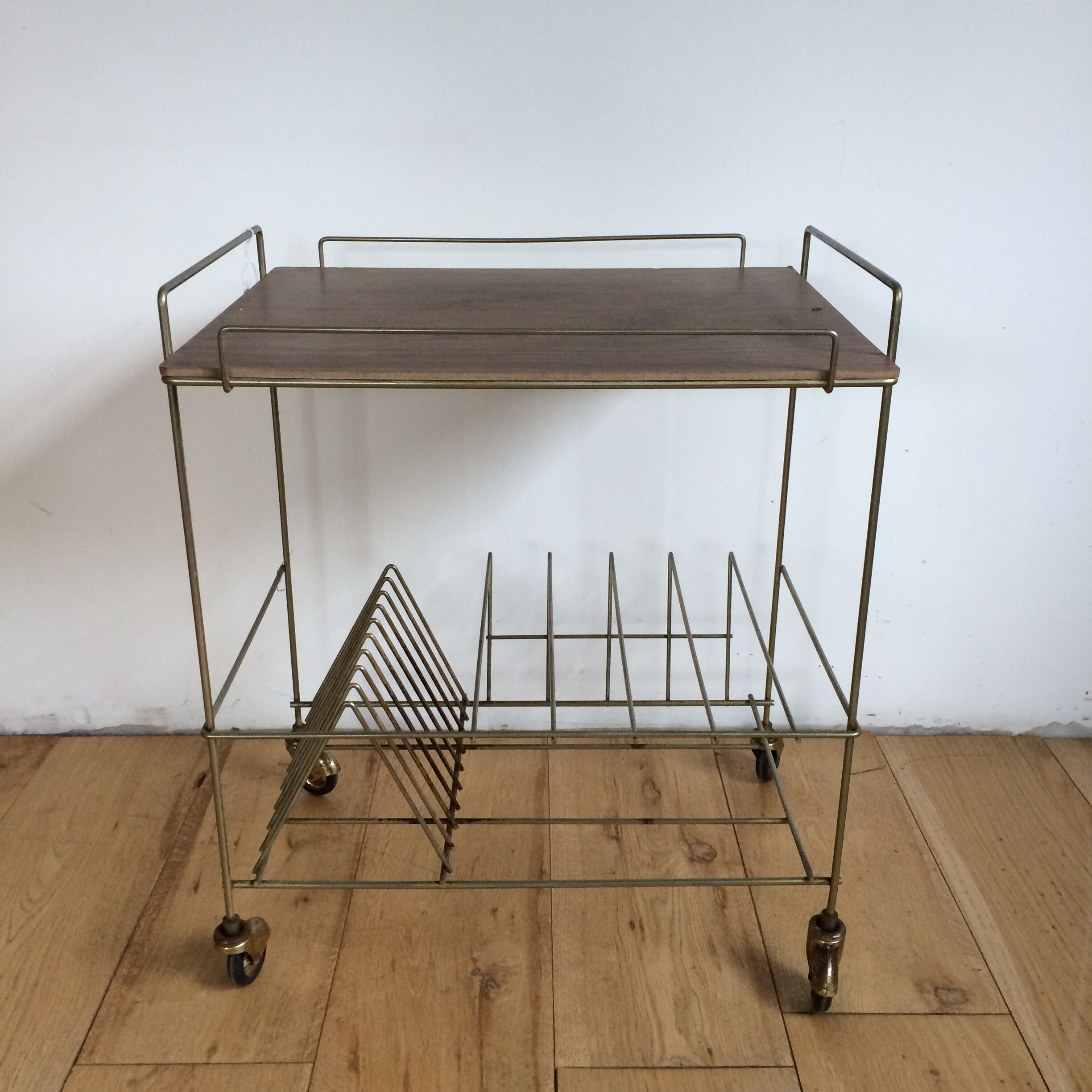 Table hifi range-vinyls