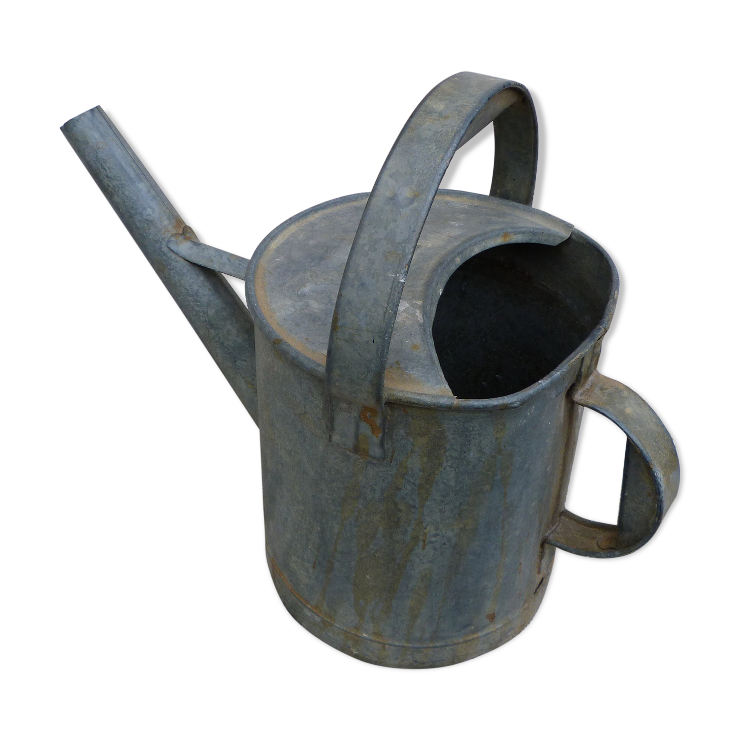 Former zinc watering can