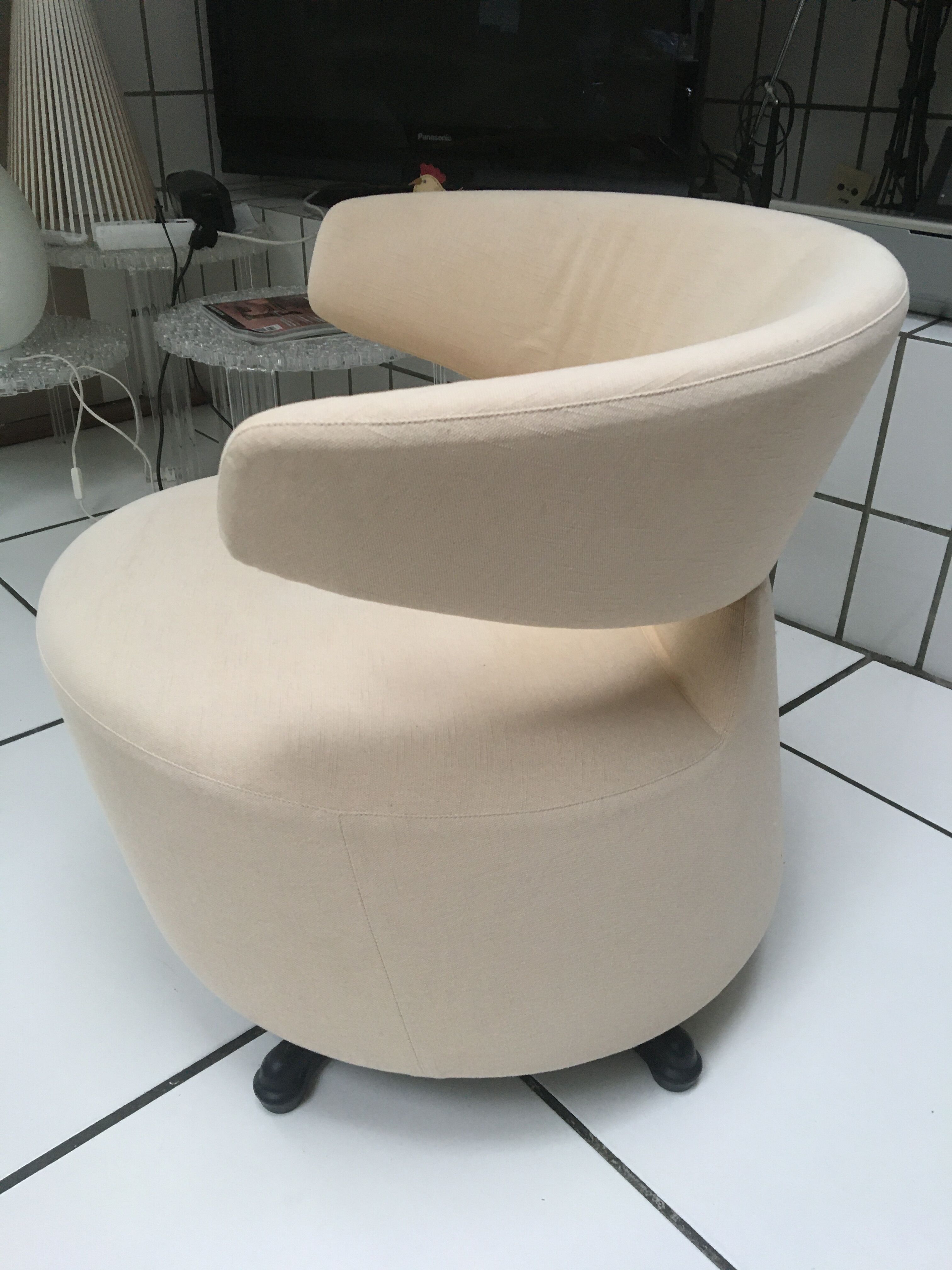 BIKI swivel chair manufactured by CASSINA