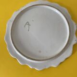 Round slip trivet with yellow pepper decoration