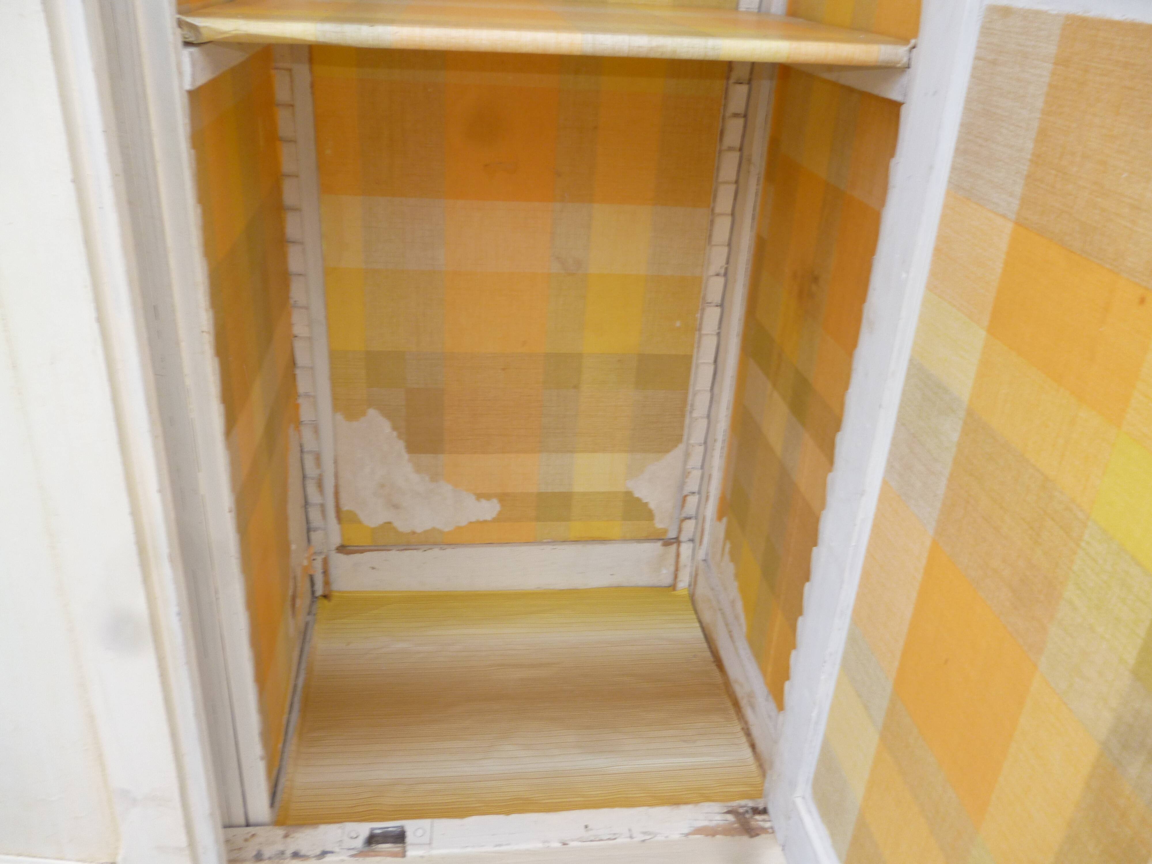 Vintage parissienne wardrobe