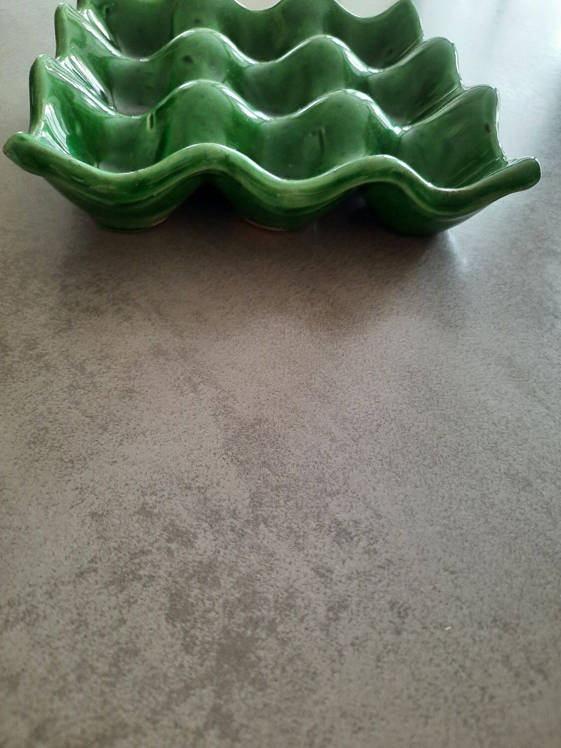 Small egg dish