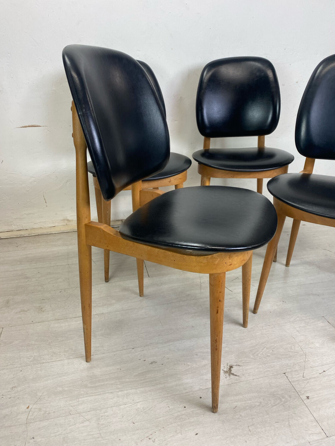 Guariche chairs