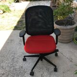 Medapal office armchair by Vitra