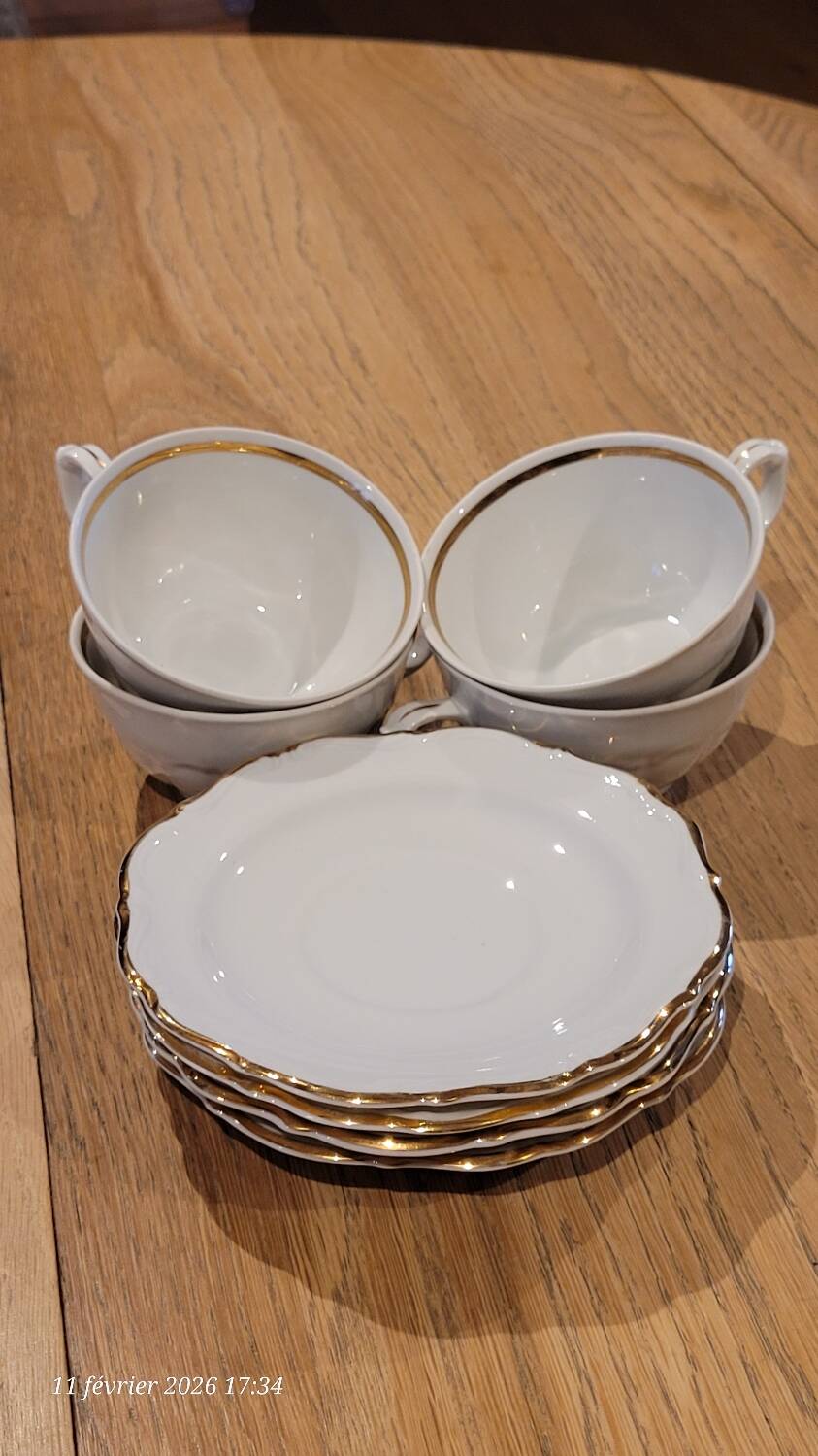 4 vintage Walbrzych cups and saucers