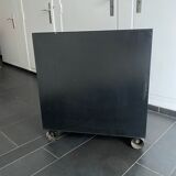 Lacquered metal furniture with 3 drawers model graphis by Osvaldo Borsani and Eugenio Gerli edition Tecno