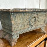 Pair of cast iron planters of the nineteenth century - planter