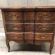 Commode  noyer de style Louis XV
