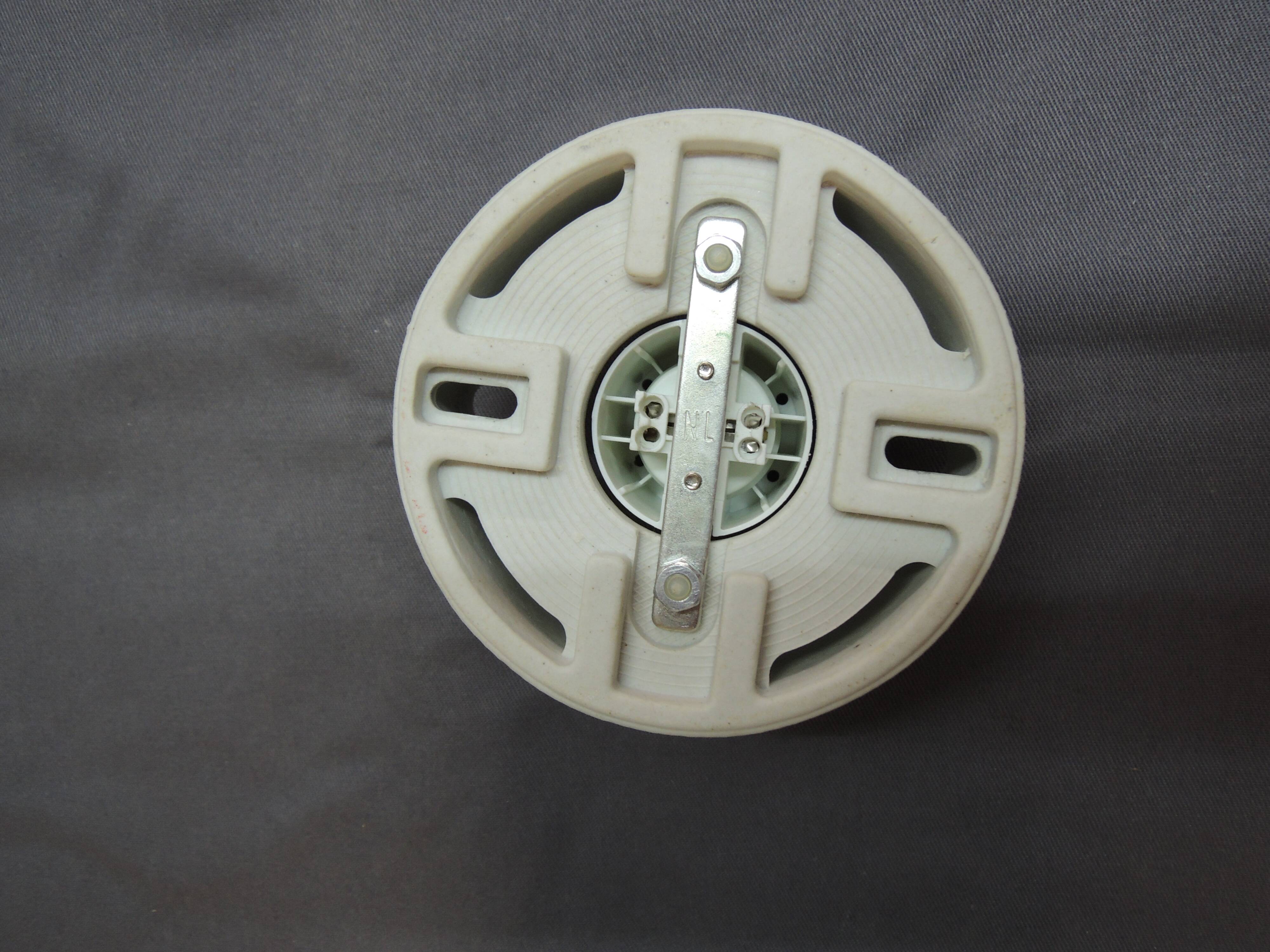 Small ball ceiling light