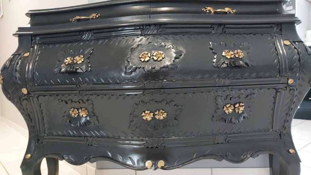 Louis xv style tomb chest of drawers