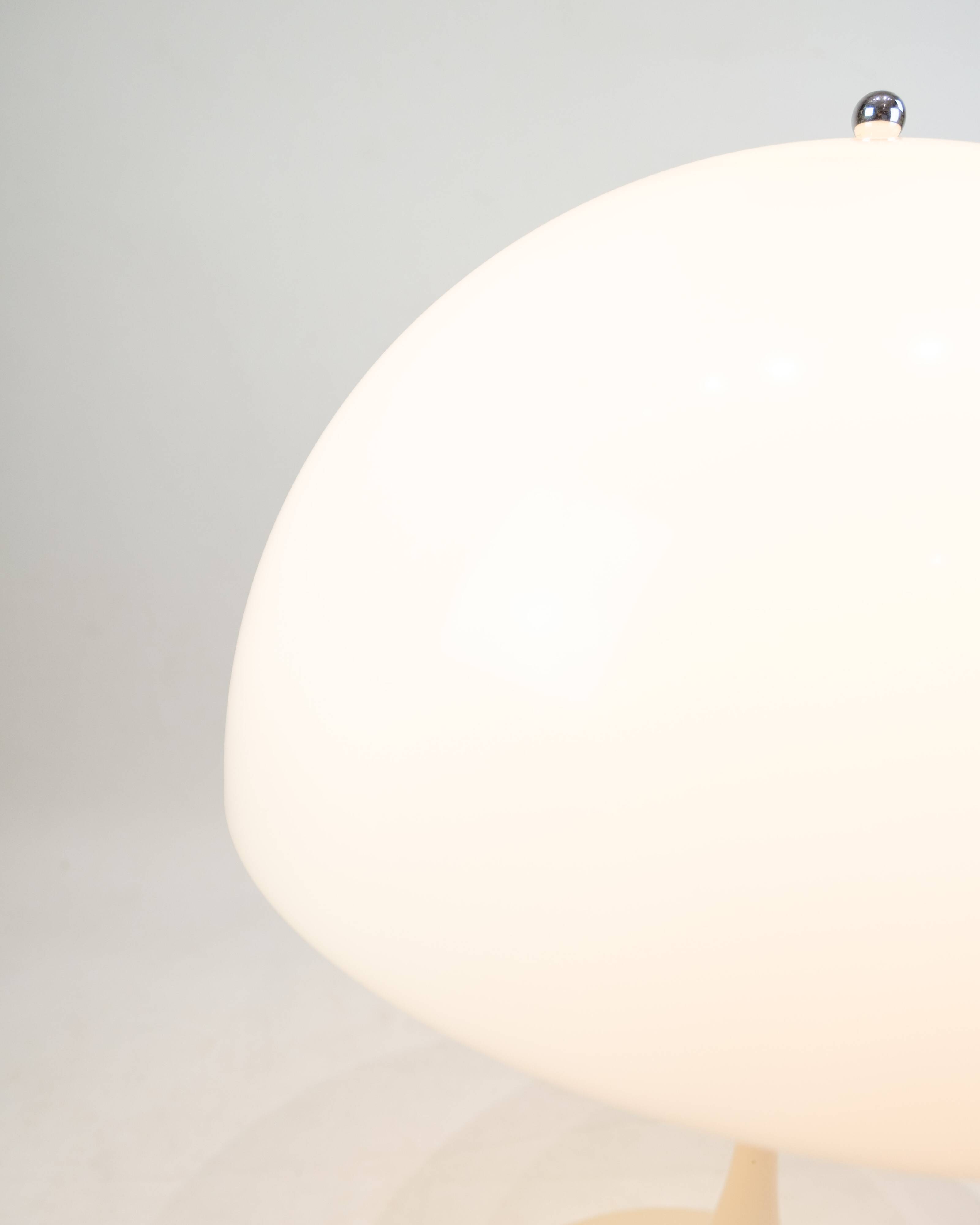 Table lamp - Model Panthella - Verner Panton - Louis Poulsen - Older special version - 1971. Beautiful condition.