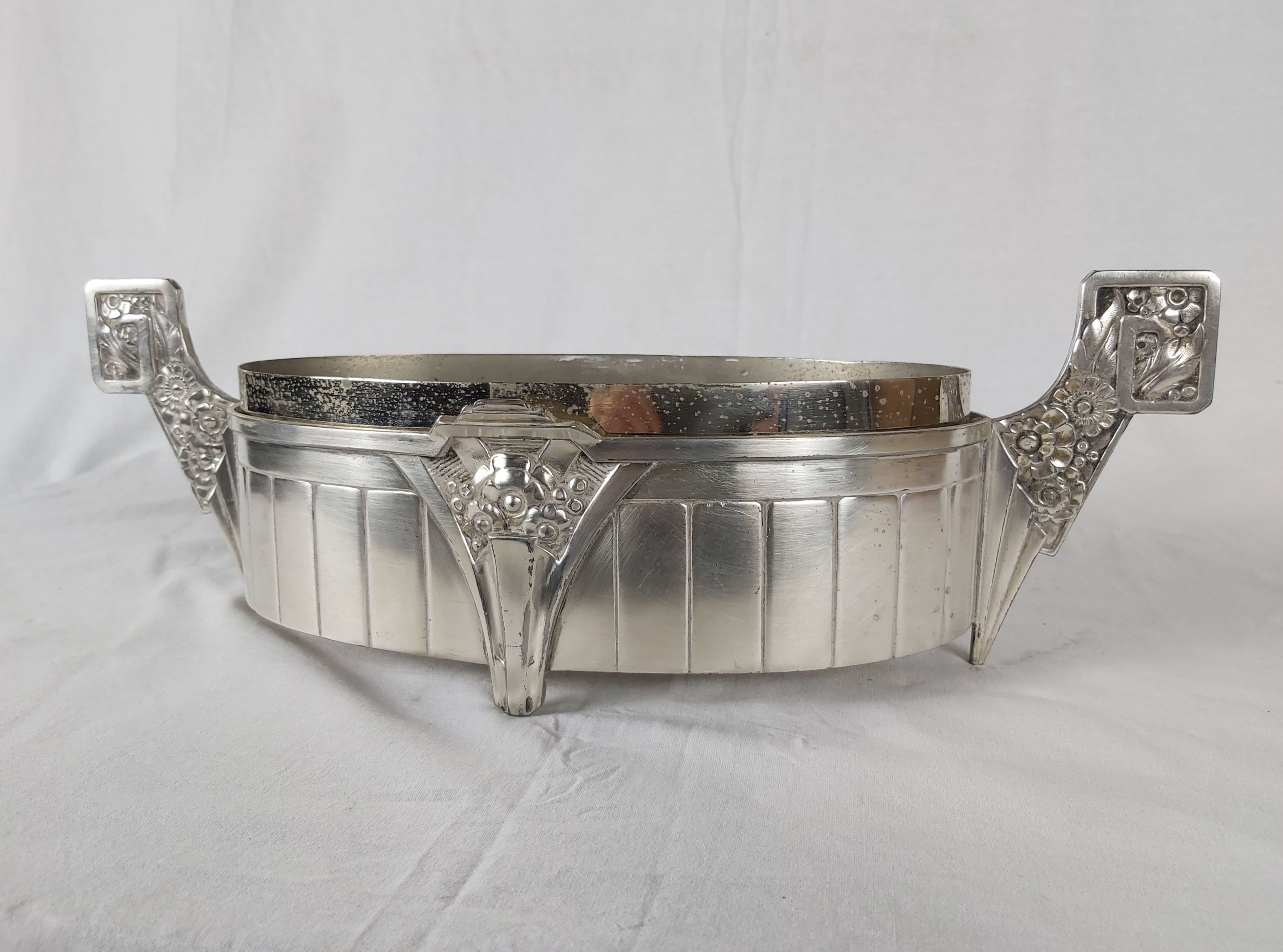 French Art Decó jardinière, from the 1930s, in silver plated from Dilecta orfevrerie