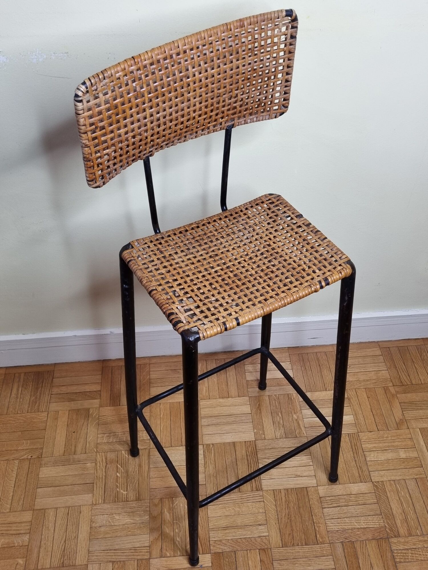 Bar stool in steel and braided wicker, design of the 50s, 92 cm